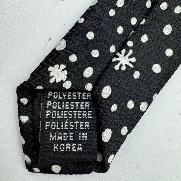 Vintage Disney Mickey Unlimited Christmas Neck Tie Mickey, Goofy, Donald Snowman - Picture 4 of 6